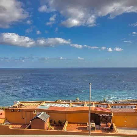 Apartment In With Stunning Sea Views *