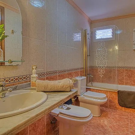 In With Stunning Sea Views Apartment Radazul