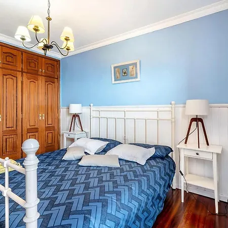With Magnificent Sea Views Apartment