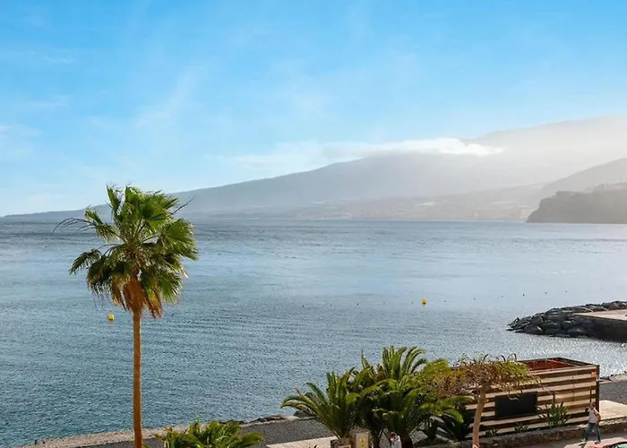 In With Stunning Sea Views Appartement