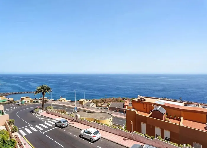 In With Stunning Sea Views *