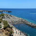 In With Stunning Sea Views * Radazul