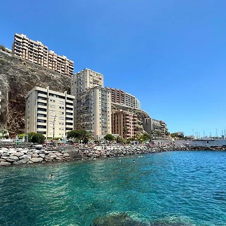 شقة In With Stunning Sea Views Radazul