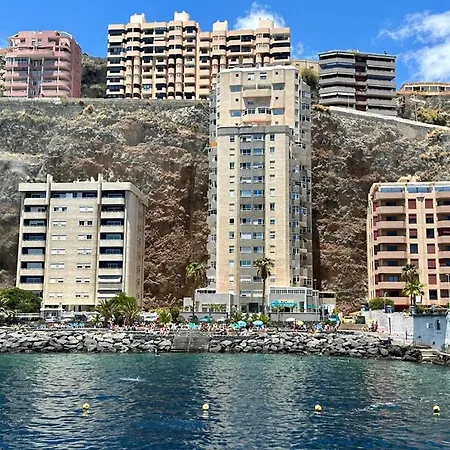 In With Stunning Sea Views شقة *
