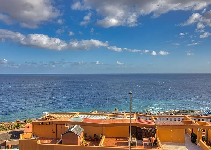 Apartment In With Stunning Sea Views *